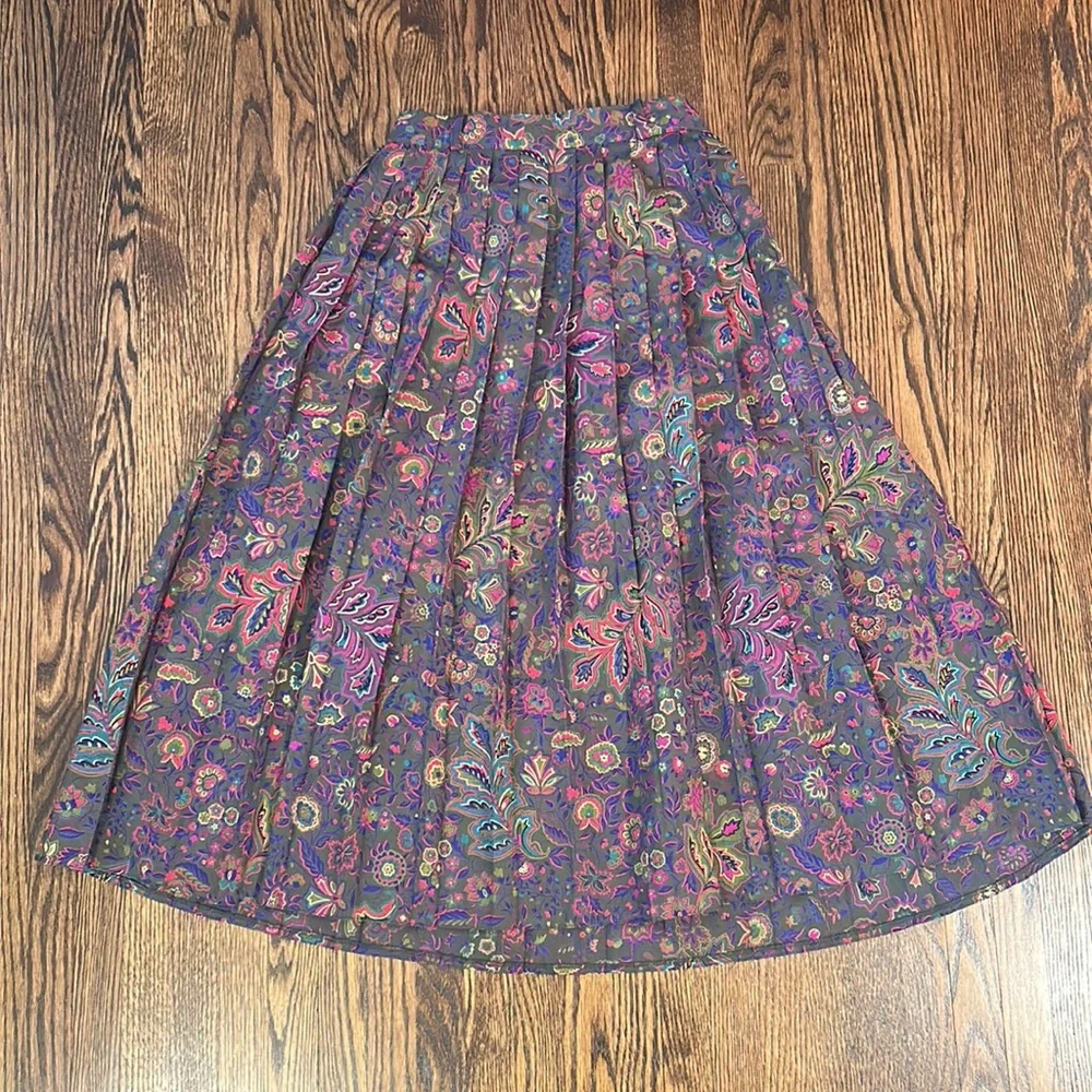 Floral Patterned Women's Skirt - Picture 5 of 8